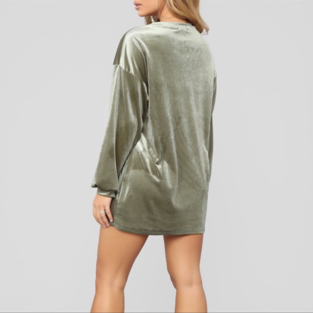 BOGO🥳 Serena green velvet tunic top/mini dress - Picture 3 of 6